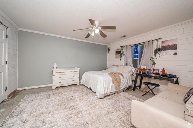 4044 Bald Eagle Drive, Manhattan, KS 66502