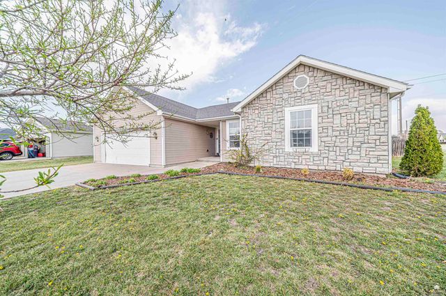 4044 Bald Eagle Drive, Manhattan, KS 66502
