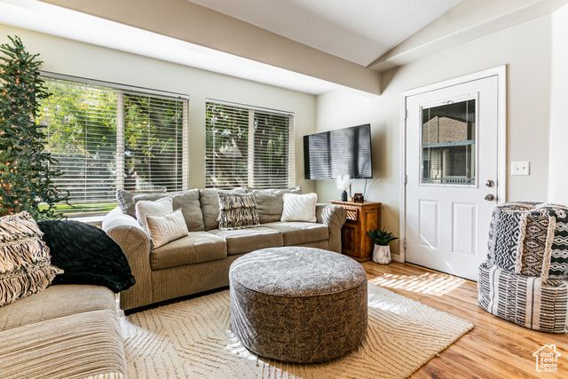 239 W LYMAN LN, Bountiful, UT 84010