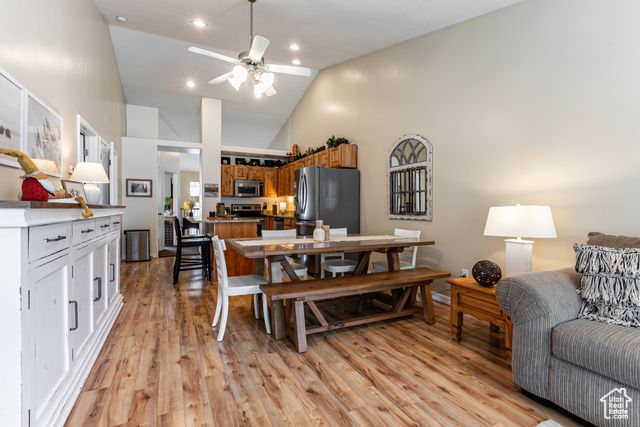 239 W LYMAN LN, Bountiful, UT 84010