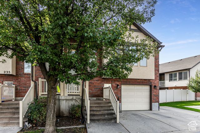 239 W LYMAN LN, Bountiful, UT 84010