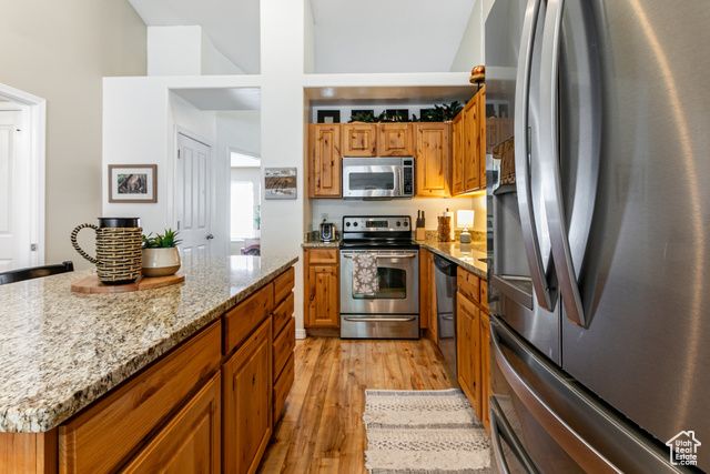 239 W LYMAN LN, Bountiful, UT 84010