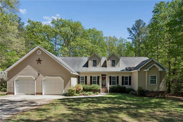10107 Woods Creek LN, Gloucester, VA 23061