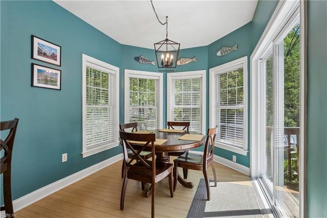 10107 Woods Creek LN, Gloucester, VA 23061