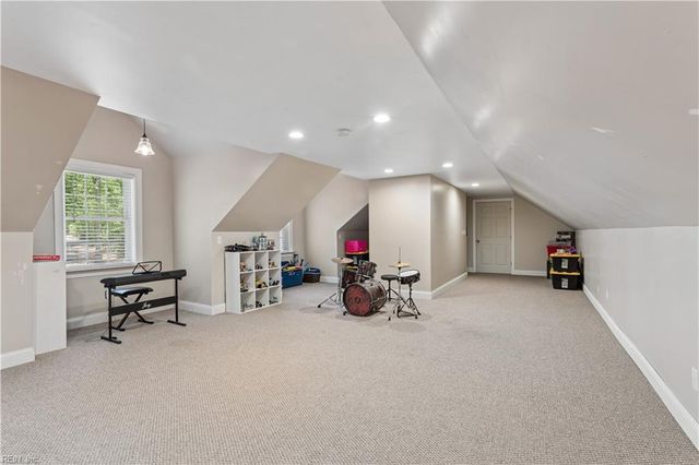 10107 Woods Creek LN, Gloucester, VA 23061