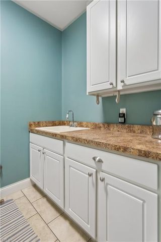 10107 Woods Creek LN, Gloucester, VA 23061