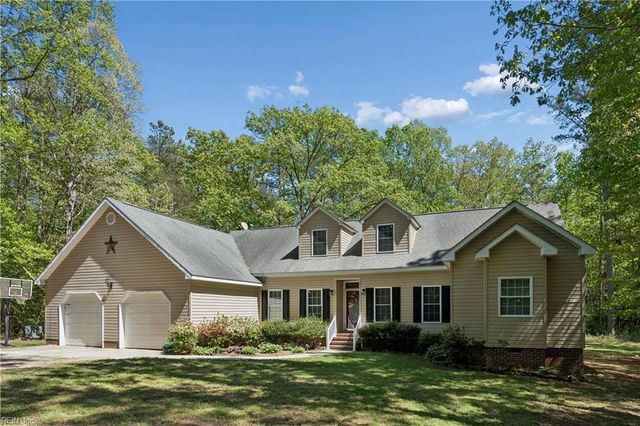10107 Woods Creek LN, Gloucester, VA 23061