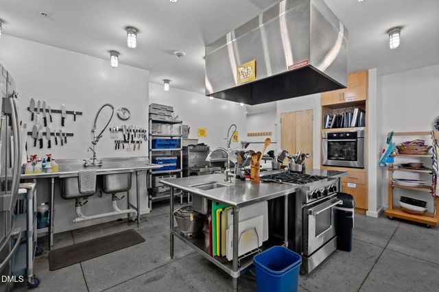 130 Hunt Street Apt 107, Durham, NC 27701