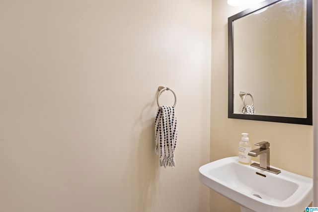 1920 SEATTLE SLEW DRIVE, Helena, AL 35080