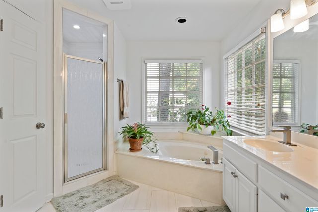 1920 SEATTLE SLEW DRIVE, Helena, AL 35080