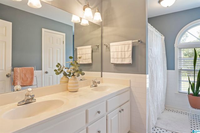 1920 SEATTLE SLEW DRIVE, Helena, AL 35080