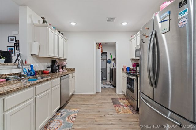 1022 Indian Plains, Ardmore, OK 73401