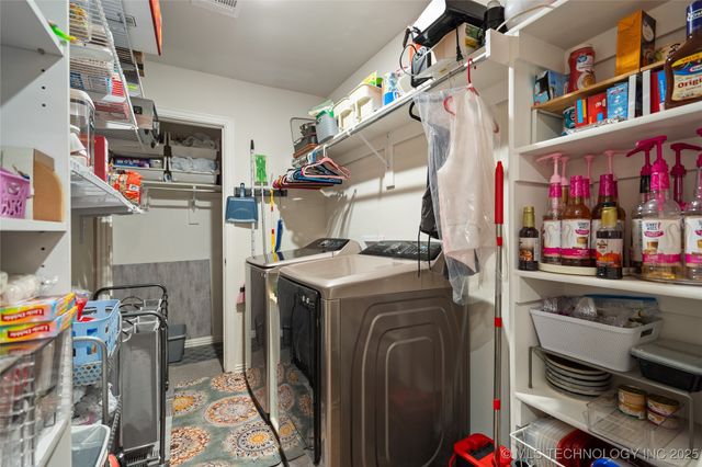 1022 Indian Plains, Ardmore, OK 73401