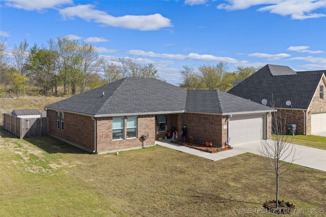 1022 Indian Plains, Ardmore, OK 73401