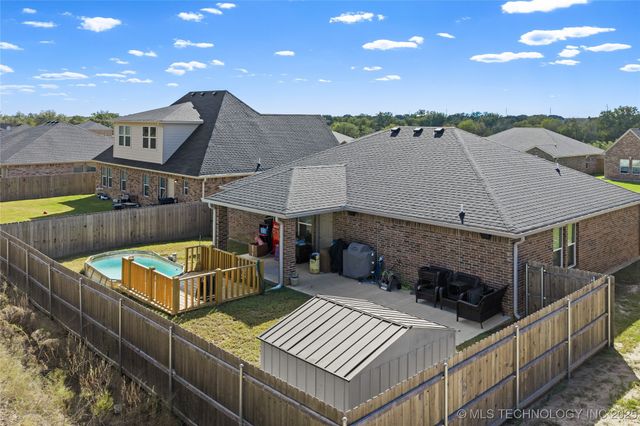 1022 Indian Plains, Ardmore, OK 73401