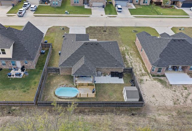 1022 Indian Plains, Ardmore, OK 73401