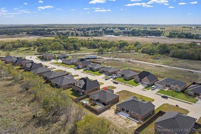 1022 Indian Plains, Ardmore, OK 73401