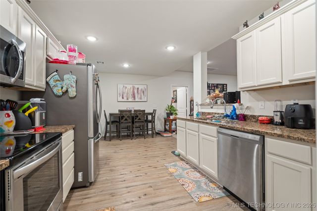 1022 Indian Plains, Ardmore, OK 73401