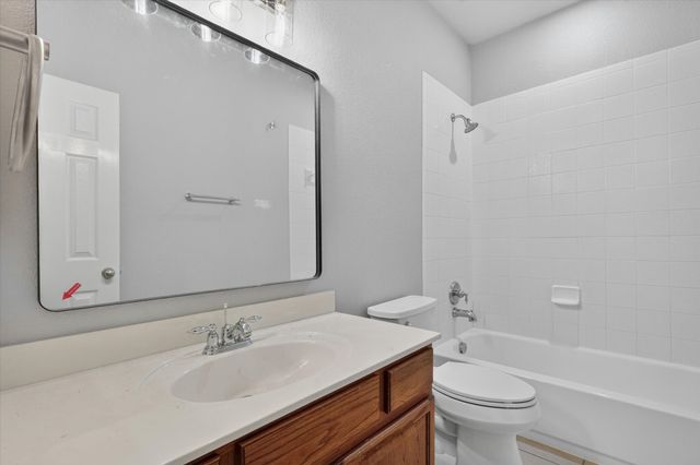 1837 Sandpiper Lane, Carrollton, TX 75007