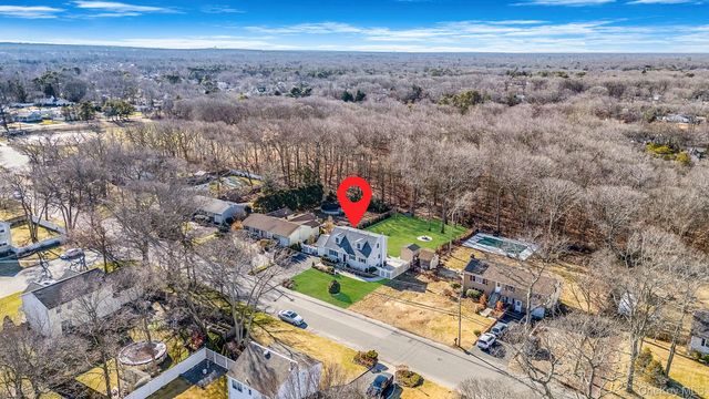 20 Howe Road, Coram, NY 11727