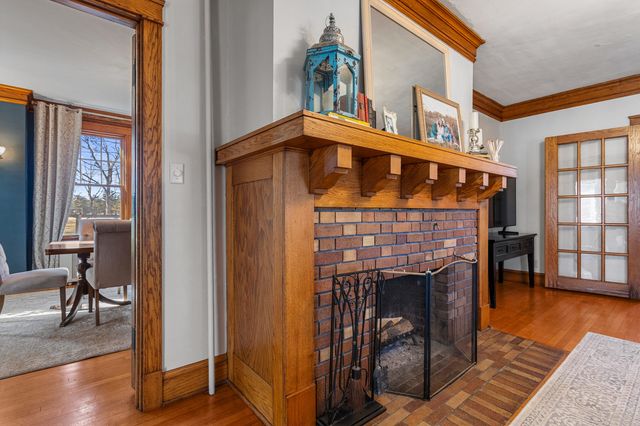 1124 N State Street, Monticello, IL 61856