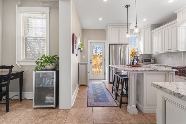 1124 N State Street, Monticello, IL 61856