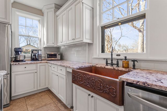 1124 N State Street, Monticello, IL 61856