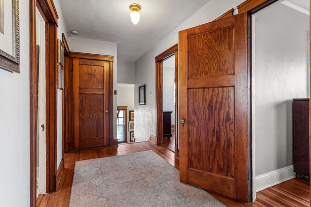 1124 N State Street, Monticello, IL 61856