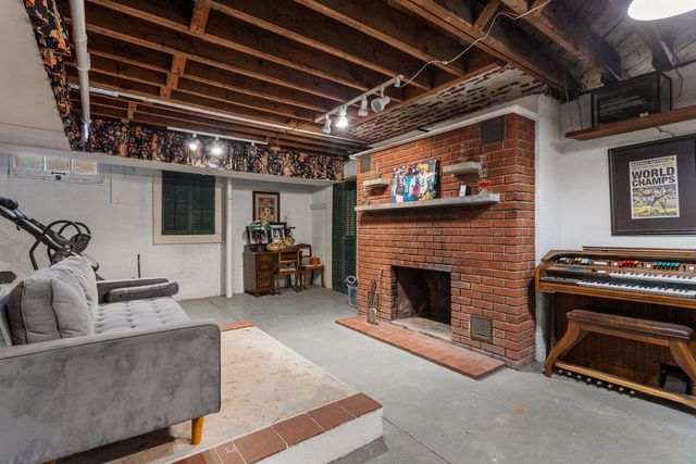 1124 N State Street, Monticello, IL 61856