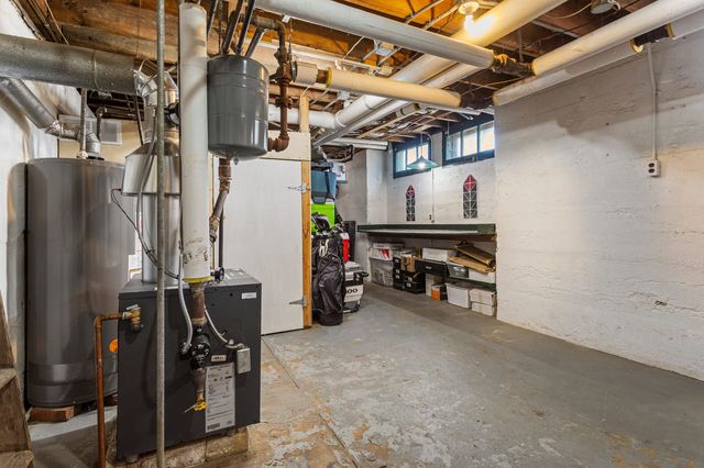 1124 N State Street, Monticello, IL 61856