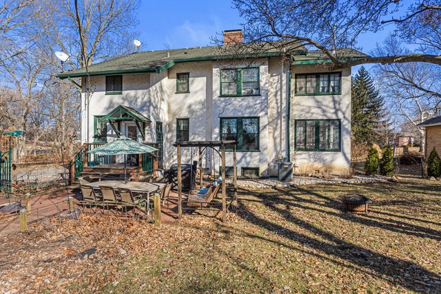 1124 N State Street, Monticello, IL 61856