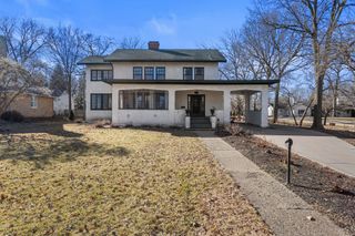 1124 N State Street, Monticello, IL 61856