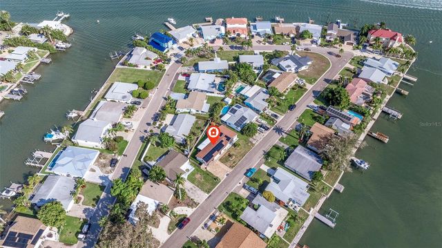 242 176TH AVENUE E, Redington Shores, FL 33708