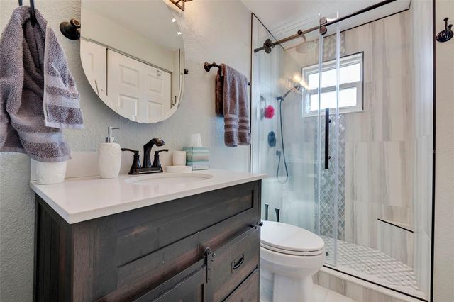 242 176TH AVENUE E, Redington Shores, FL 33708