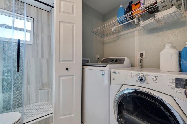 242 176TH AVENUE E, Redington Shores, FL 33708