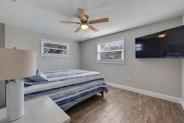 242 176TH AVENUE E, Redington Shores, FL 33708