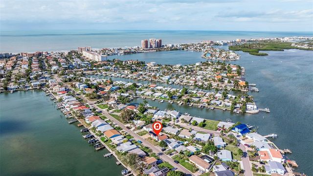 242 176TH AVENUE E, Redington Shores, FL 33708