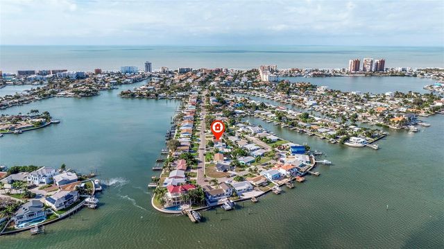 242 176TH AVENUE E, Redington Shores, FL 33708
