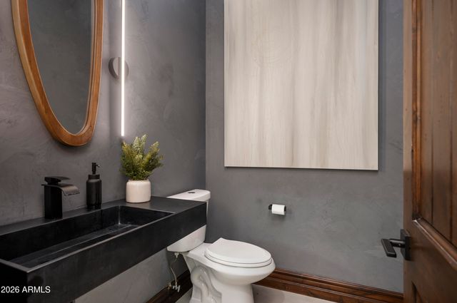 3905 E MALLORY Circle, Mesa, AZ 85215