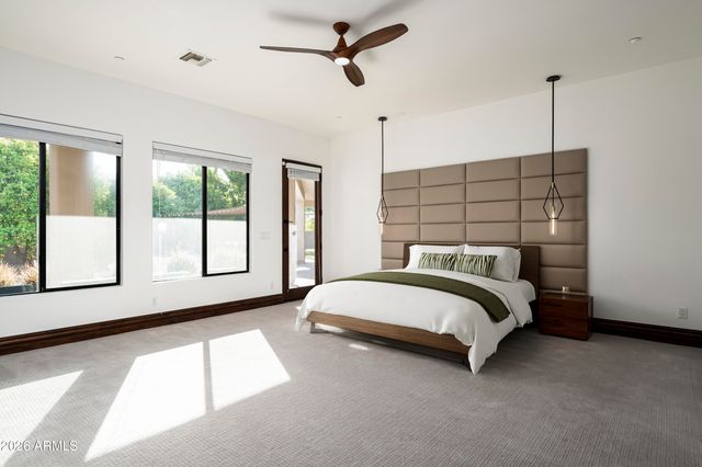 3905 E MALLORY Circle, Mesa, AZ 85215