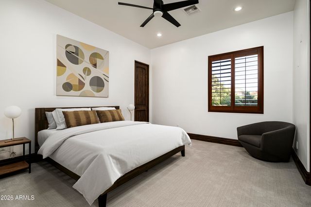 3905 E MALLORY Circle, Mesa, AZ 85215