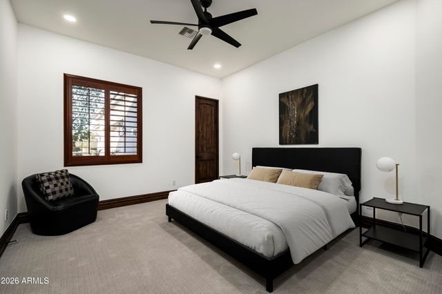 3905 E MALLORY Circle, Mesa, AZ 85215