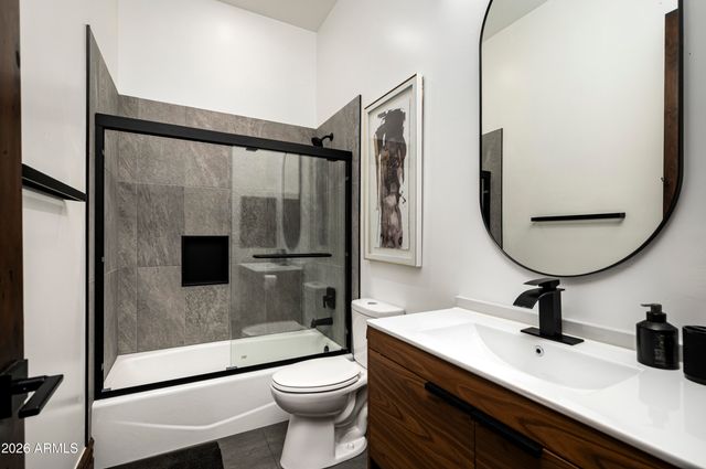 3905 E MALLORY Circle, Mesa, AZ 85215