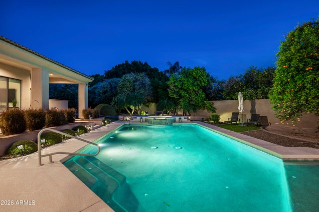 3905 E MALLORY Circle, Mesa, AZ 85215