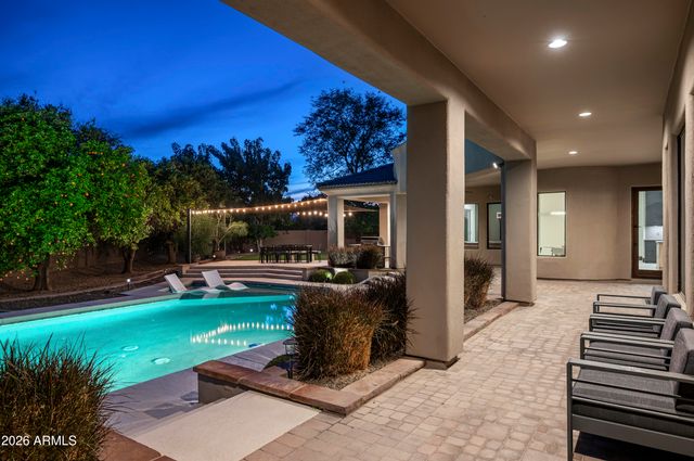 3905 E MALLORY Circle, Mesa, AZ 85215