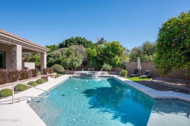 3905 E MALLORY Circle, Mesa, AZ 85215