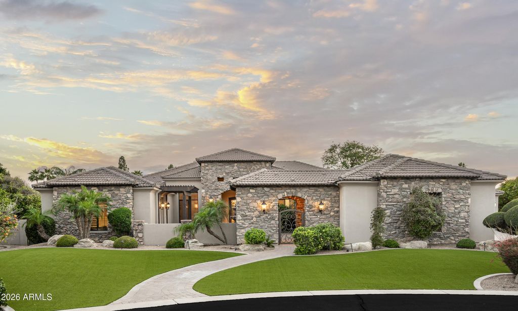 3905 E MALLORY Circle, Mesa, AZ 85215