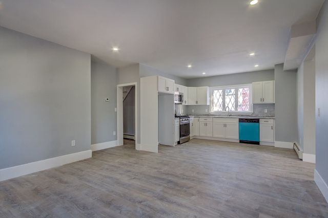 5 Bates St, Brockton, MA 02302