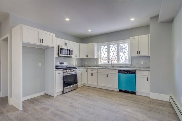 5 Bates St, Brockton, MA 02302