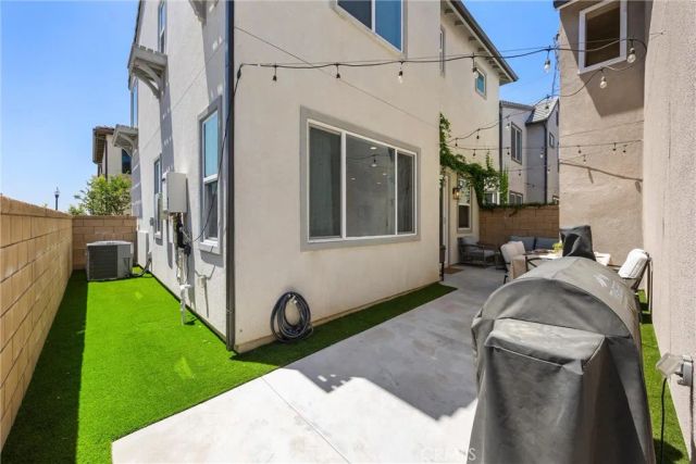 16064 Jamie Ln 7, Fontana, CA 92336